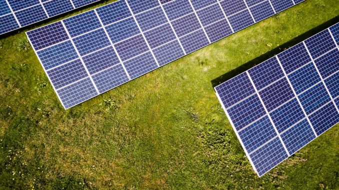 Effekten av solceller på energisystemets stabilitet illustration